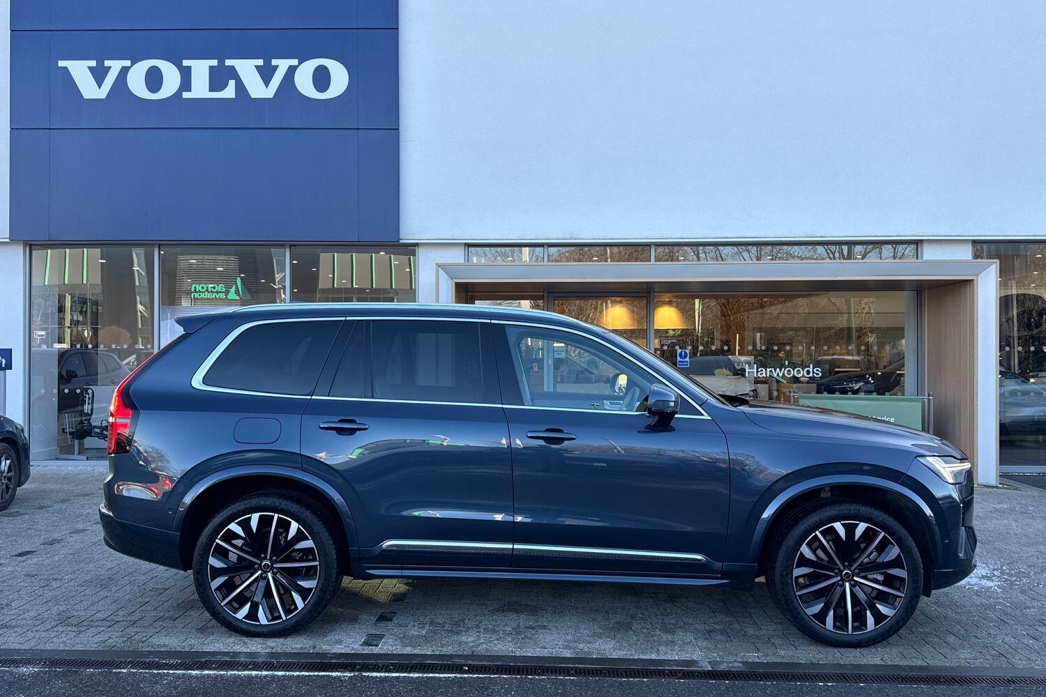 Used Volvo XC90 2025 for sale - 77130786: Photo 2