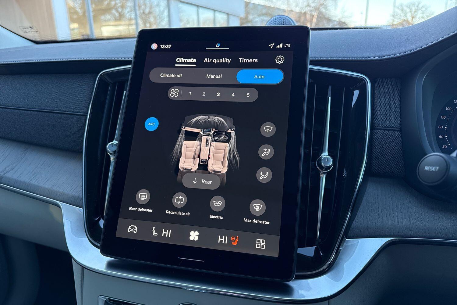 Used Volvo XC90 2025 for sale - 77130786: Photo 42