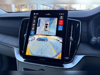 Used Volvo XC90 2025 for sale - 77130786: Photo