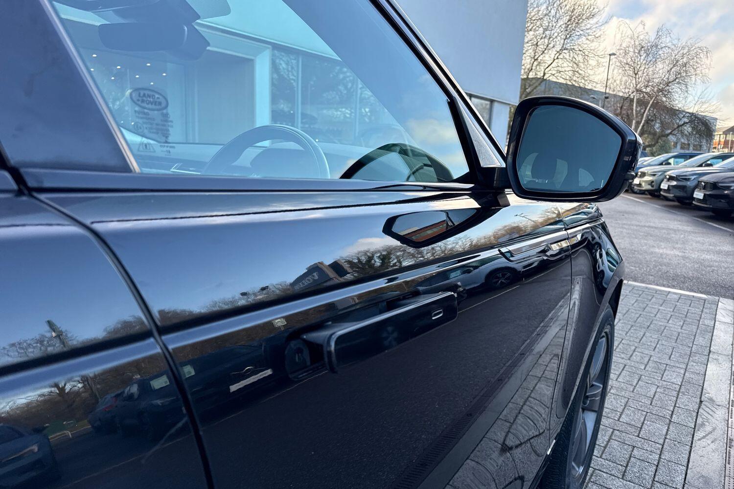 Used Land Rover Range Rover Velar 2018 for sale - 77358367: Photo 17