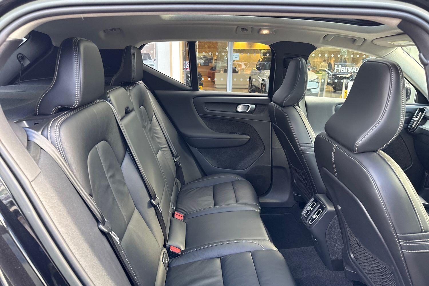 Used Volvo XC40 2022 for sale - 76360857: Photo 23