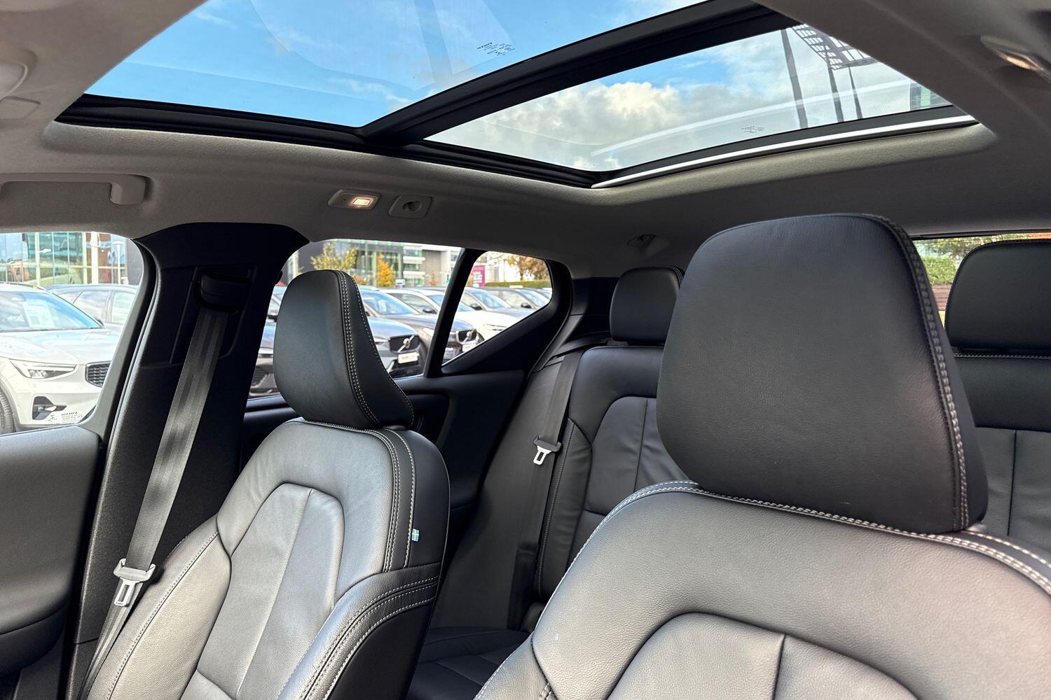 Used Volvo XC40 2022 for sale - 76360857: Photo 29