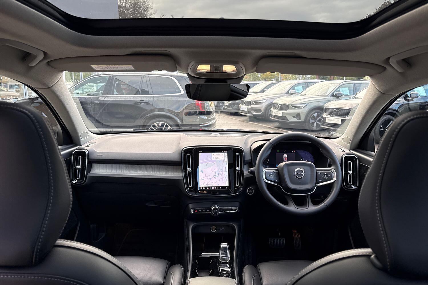 Used Volvo XC40 2022 for sale - 76360857: Photo 3
