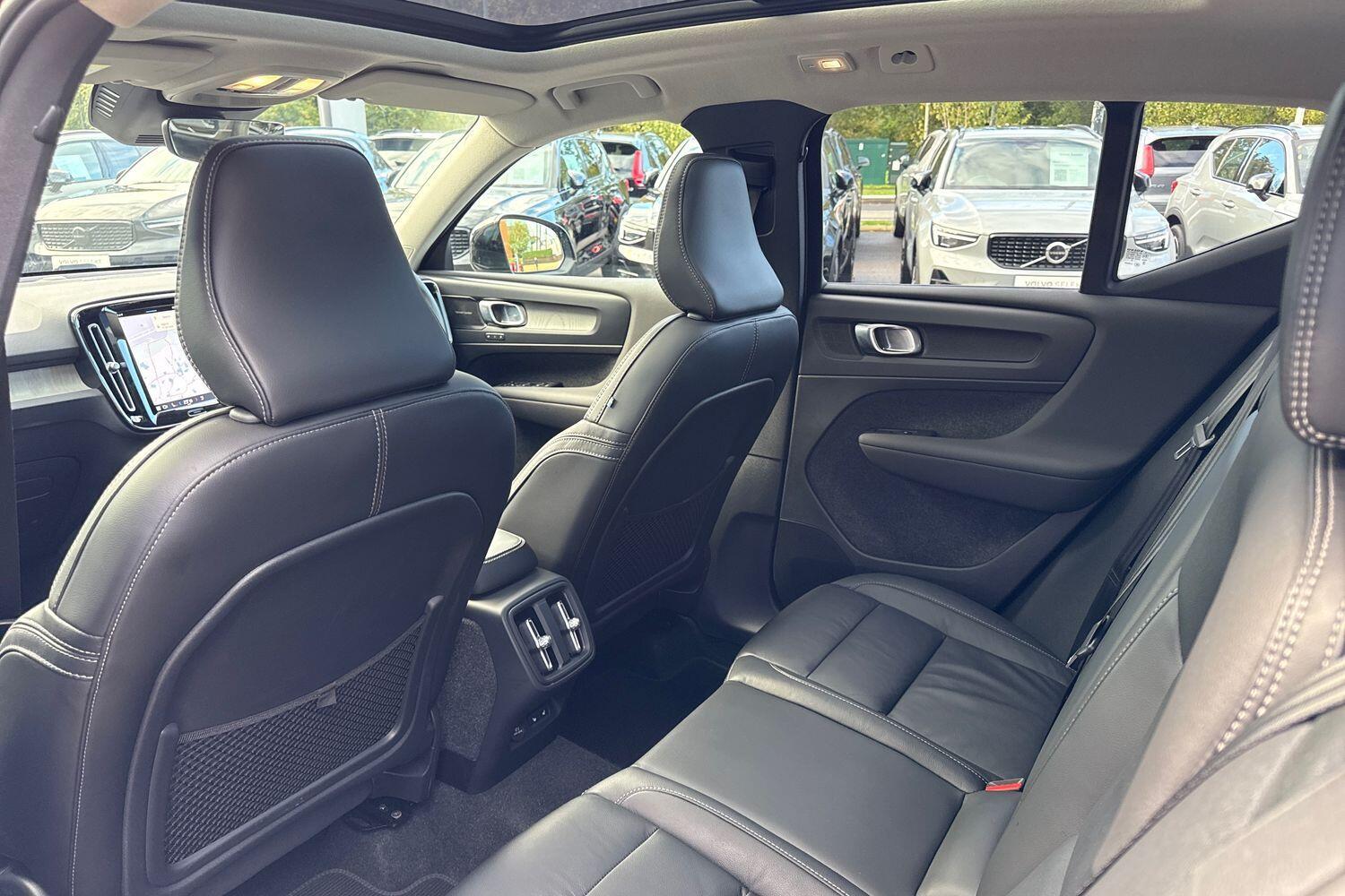Used Volvo XC40 2022 for sale - 76360857: Photo 31