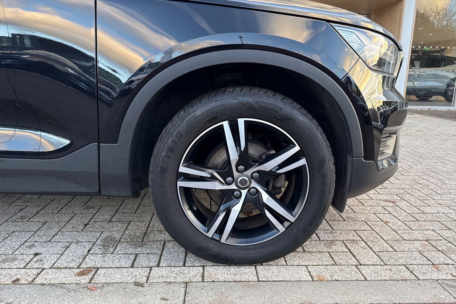 Used Volvo XC40 2021 for sale - 76913232: Photo 14