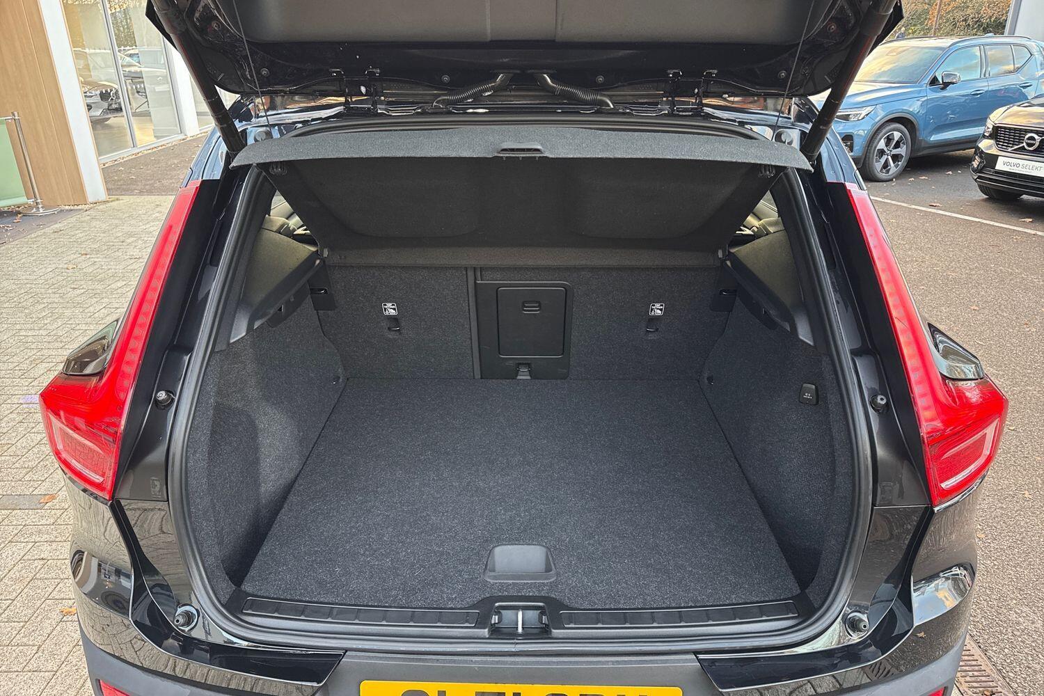 Used Volvo XC40 2021 for sale - 76913232: Photo 20