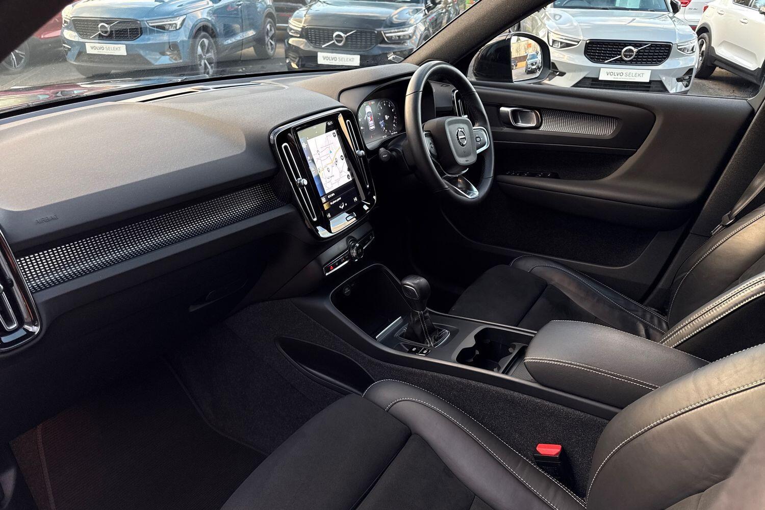 Used Volvo XC40 2021 for sale - 76913232: Photo 27