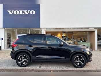 Used Volvo XC40 2021 for sale - 76913232: Photo