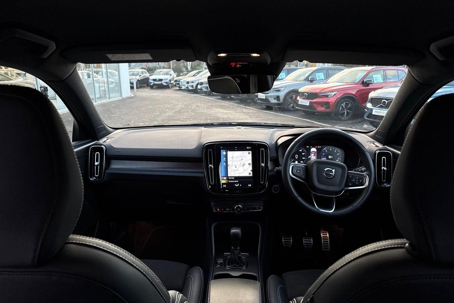 Used Volvo XC40 2021 for sale - 76913232: Photo 3