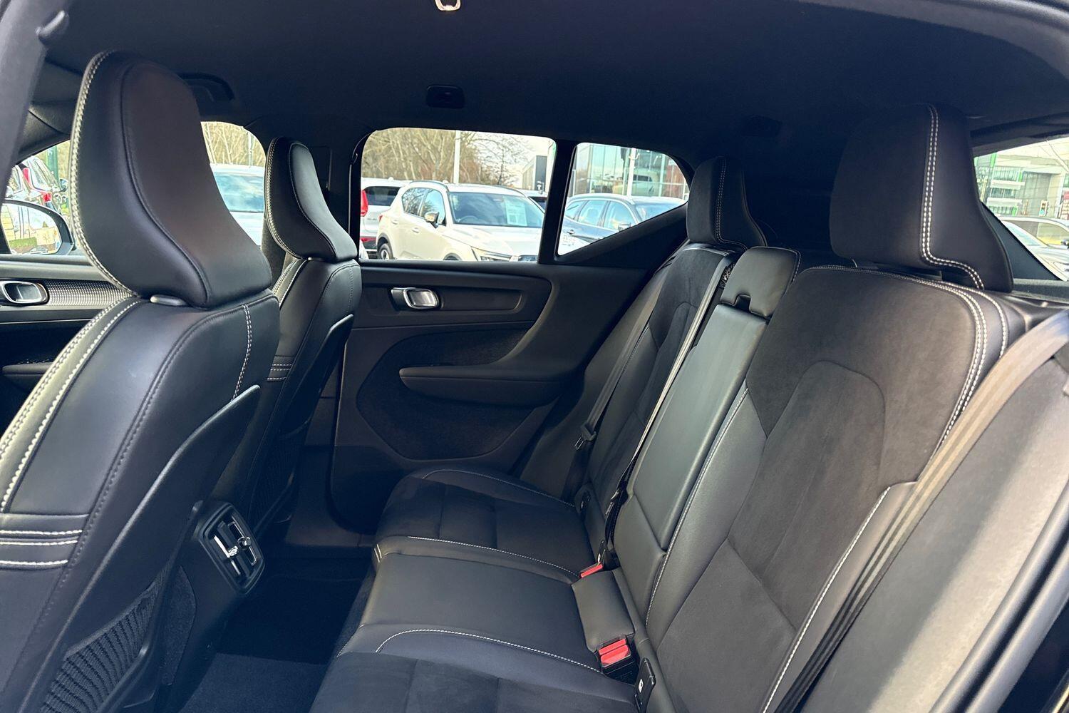 Used Volvo XC40 2021 for sale - 76913232: Photo 30