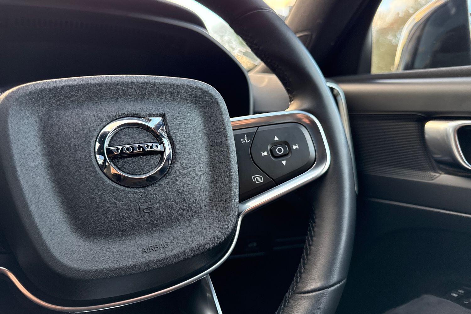 Used Volvo XC40 2021 for sale - 76913232: Photo 37