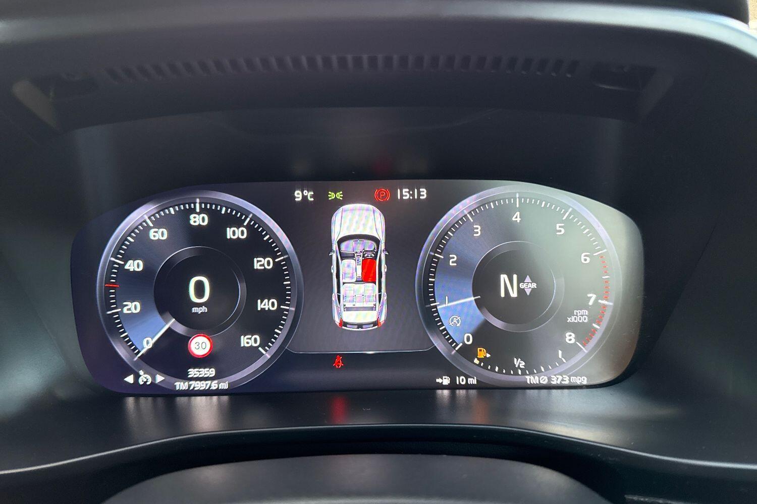 Used Volvo XC40 2021 for sale - 76913232: Photo 44