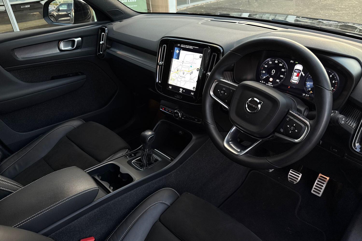 Used Volvo XC40 2021 for sale - 76913232: Photo 6