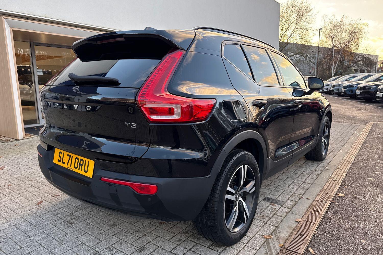 Used Volvo XC40 2021 for sale - 76913232: Photo 8