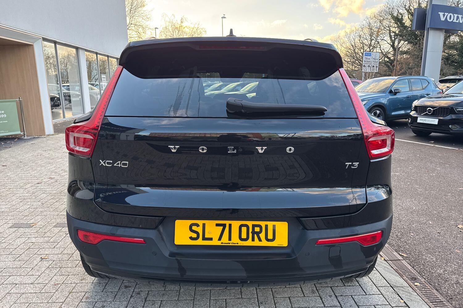 Used Volvo XC40 2021 for sale - 76913232: Photo 9