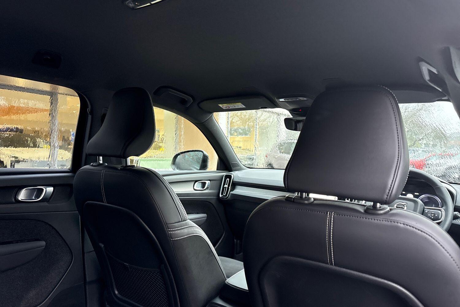 Used Volvo XC40 for sale - 77279929: Photo 24