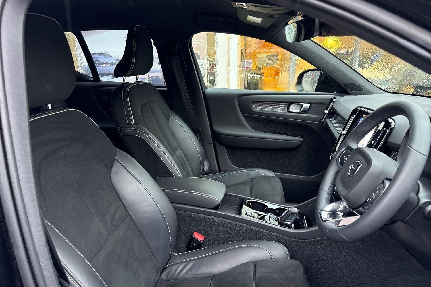 Used Volvo XC40 for sale - 77279929: Photo 26