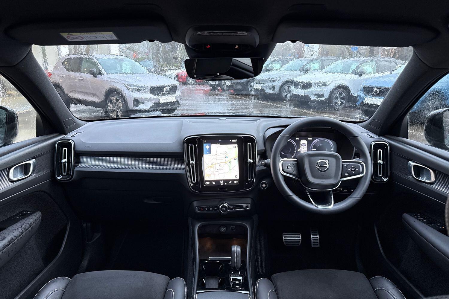 Used Volvo XC40 for sale - 77279929: Photo 3