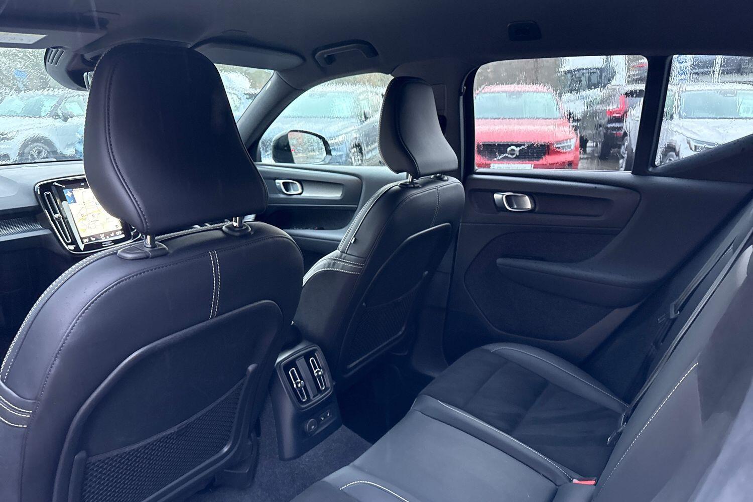 Used Volvo XC40 for sale - 77279929: Photo 31