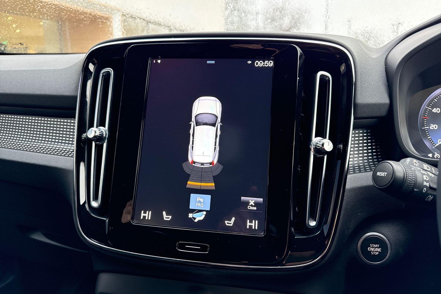 Used Volvo XC40 for sale - 77279929: Photo 4