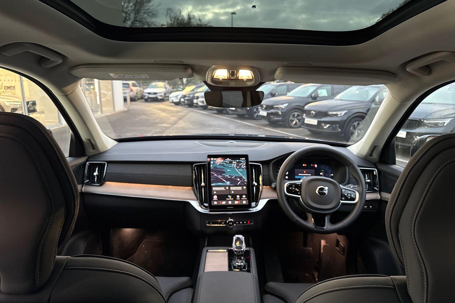 Used Volvo XC90 2025 for sale - 76689106: Photo 3