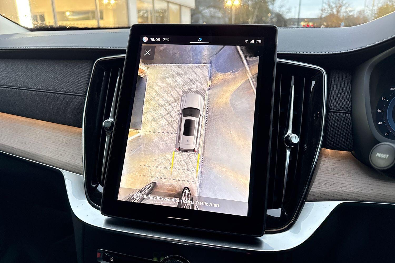 Used Volvo XC90 2025 for sale - 76689106: Photo 4