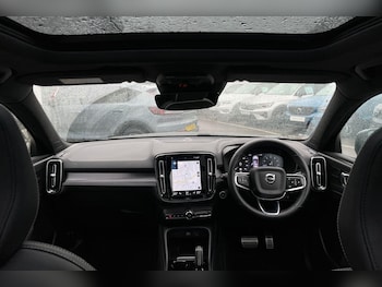 Used Volvo XC40 2022 for sale - 75141238: Photo