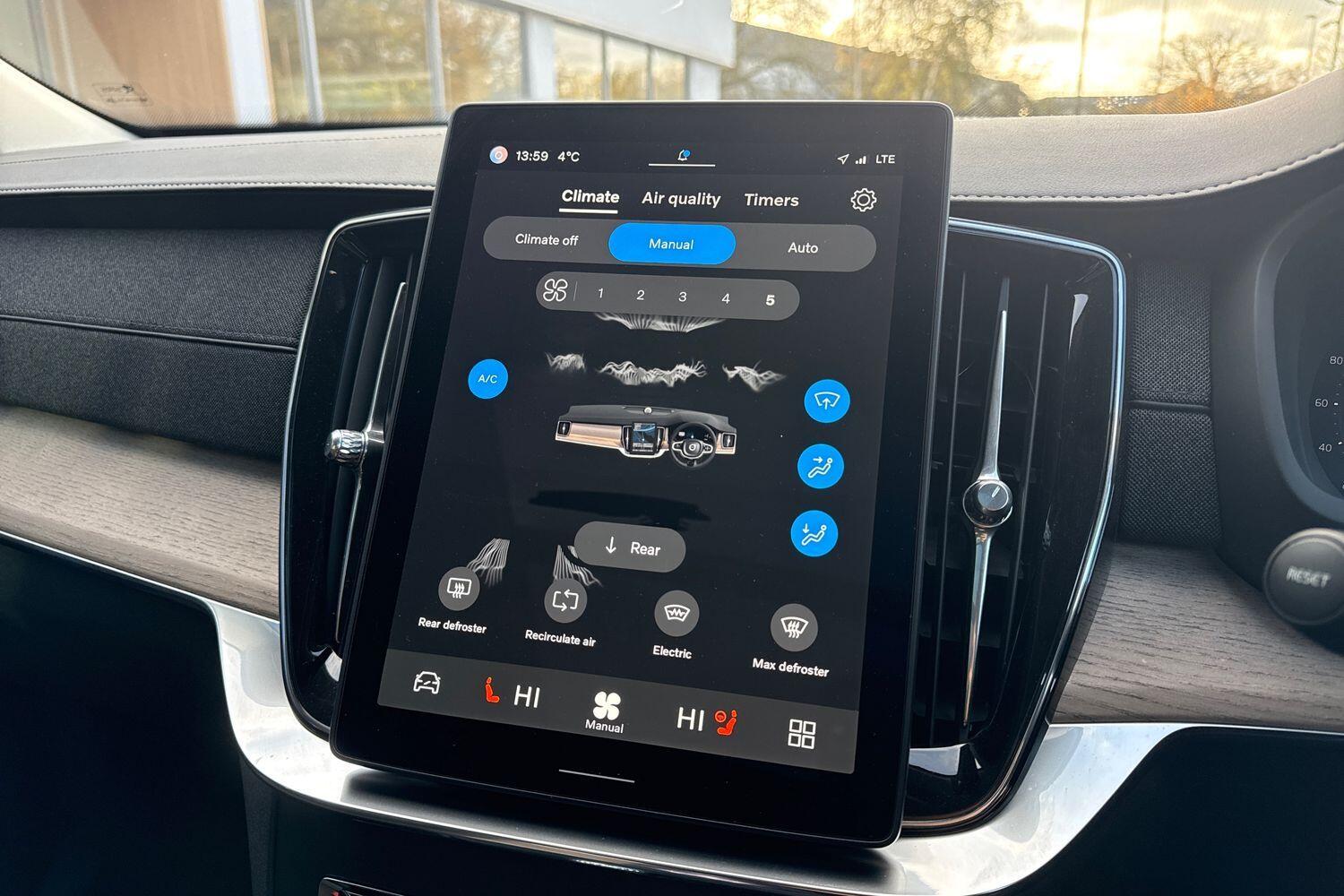 Used Volvo XC90 2025 for sale - 76644562: Photo 39