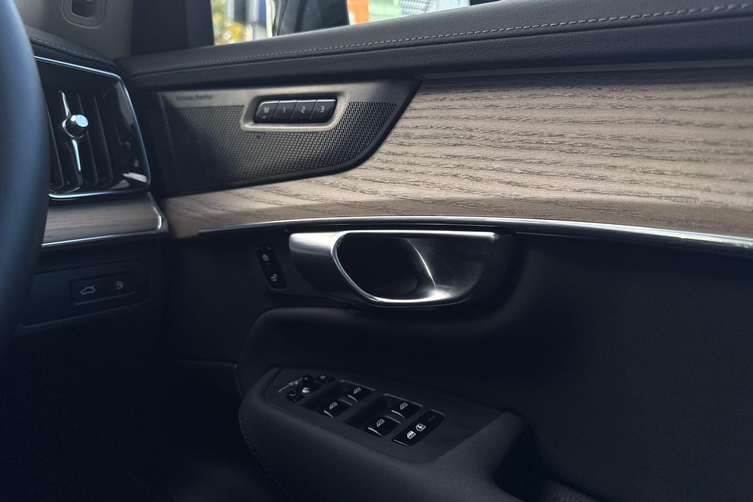 Used Volvo XC90 2025 for sale - 76644562: Photo 42