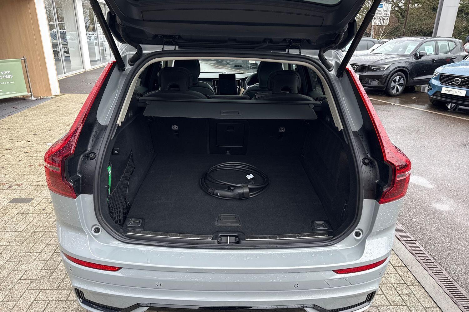 Used Volvo XC60 2025 for sale - 77358871: Photo 20