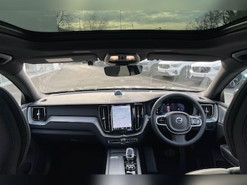 Used Volvo XC60 2025 for sale - 75780786: Photo