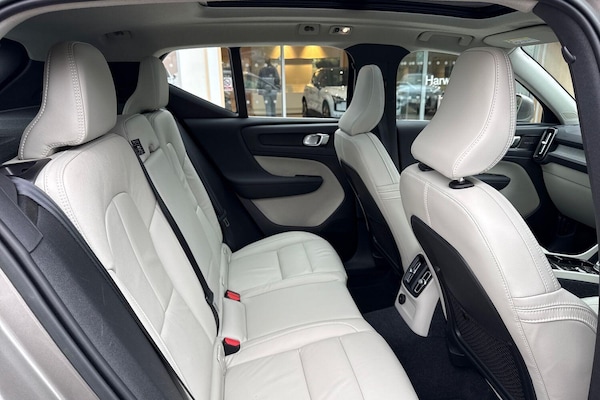 Used Volvo XC40 2022 for sale - 76227632: Photo 22