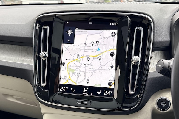 Used Volvo XC40 2022 for sale - 76227632: Photo 37