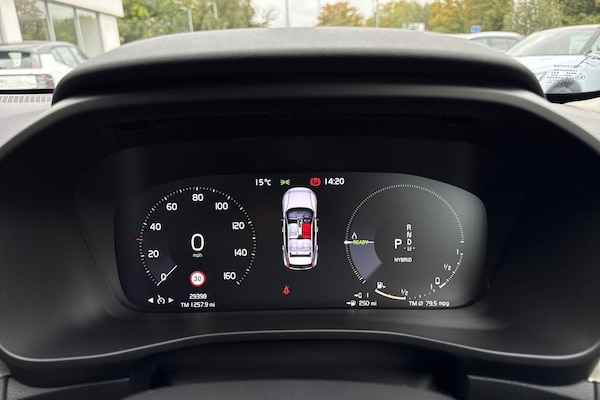 Used Volvo XC40 2022 for sale - 76227632: Photo 43