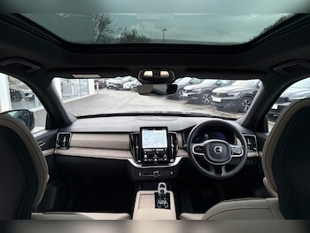 Used Volvo XC90 2025 for sale - 76659019: Photo