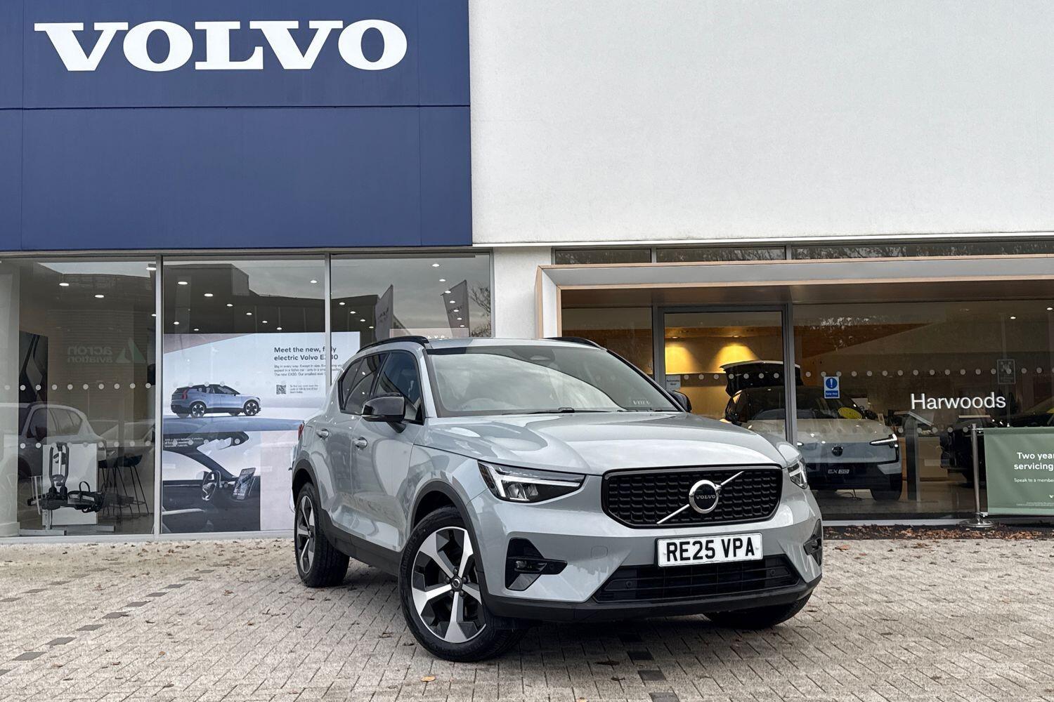Used Volvo XC40 2025 for sale - 76572877: Photo 1