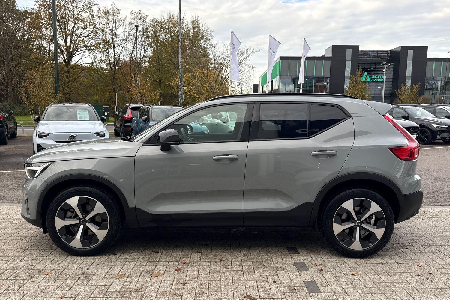Used Volvo XC40 2025 for sale - 76572877: Photo 11