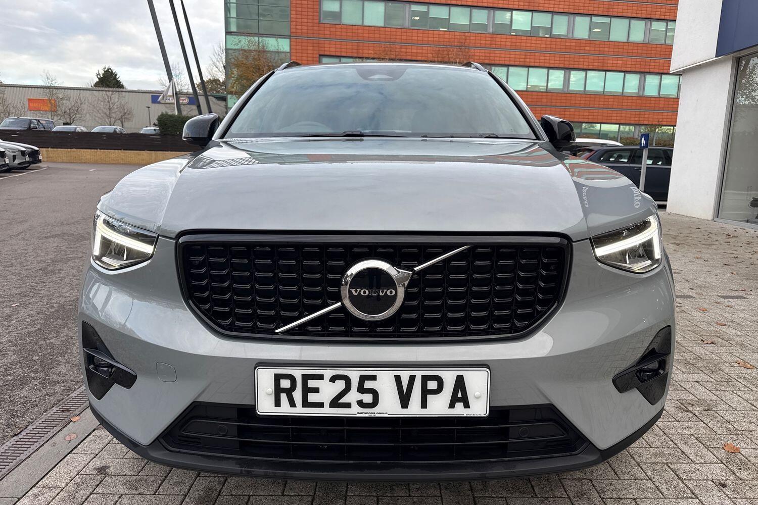 Used Volvo XC40 2025 for sale - 76572877: Photo 13