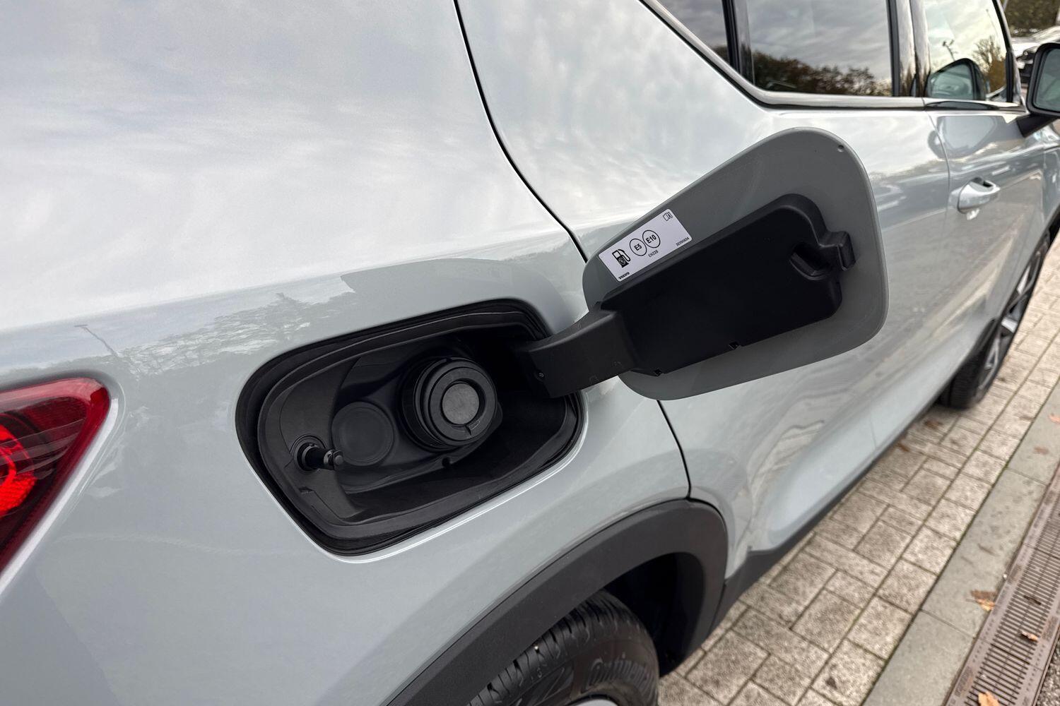 Used Volvo XC40 2025 for sale - 76572877: Photo 19