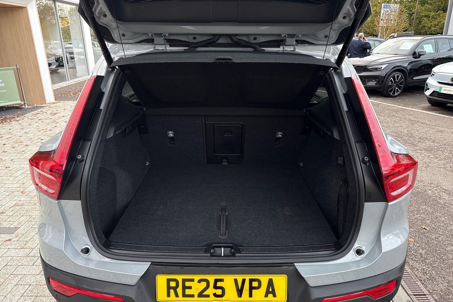 Used Volvo XC40 2025 for sale - 76572877: Photo 20