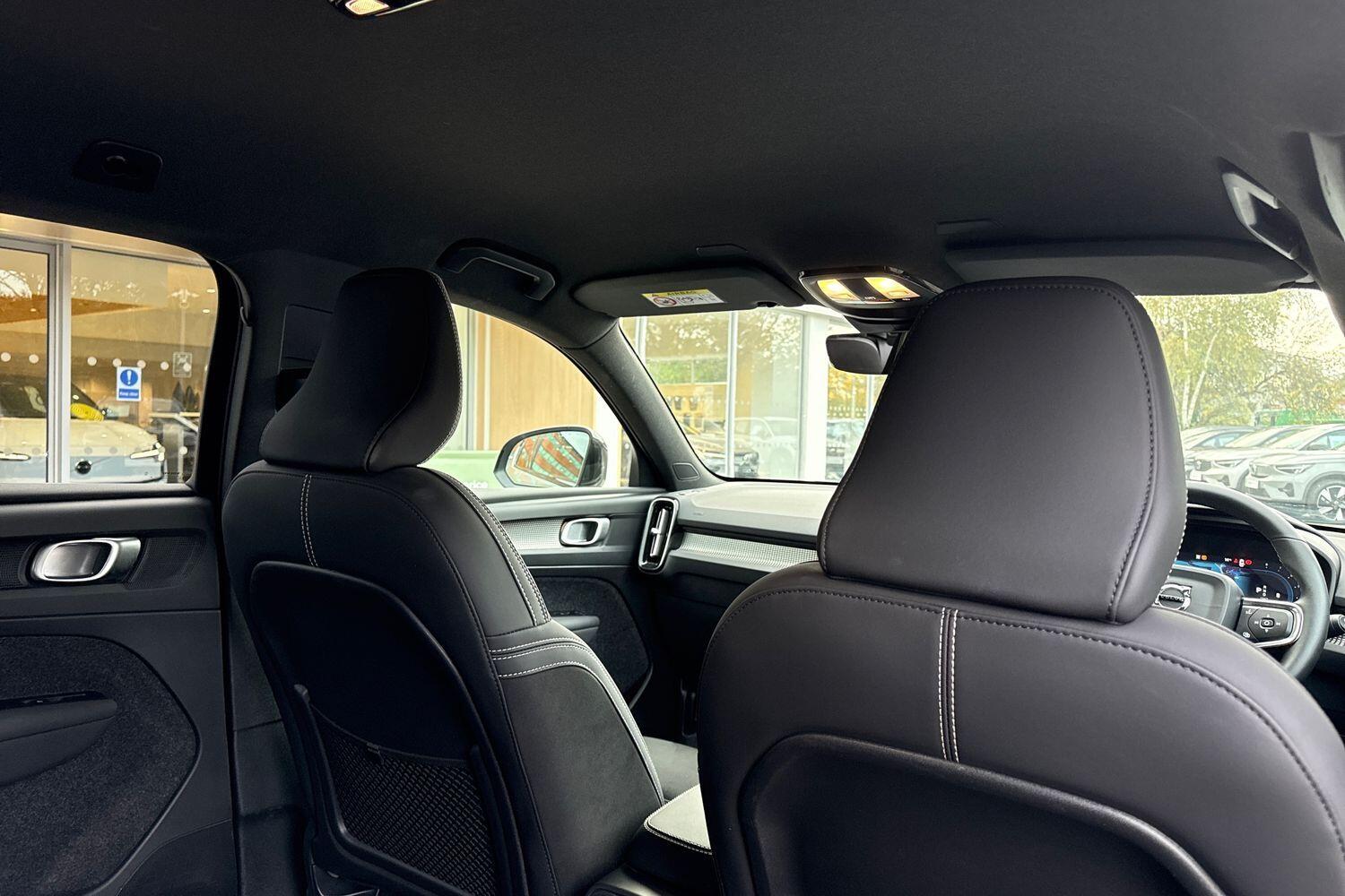 Used Volvo XC40 2025 for sale - 76572877: Photo 24