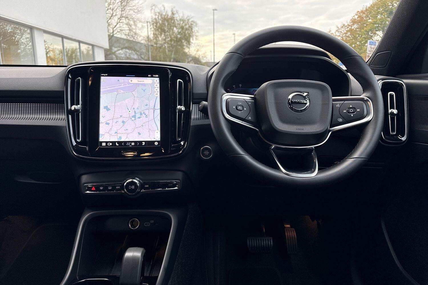 Used Volvo XC40 2025 for sale - 76572877: Photo 34