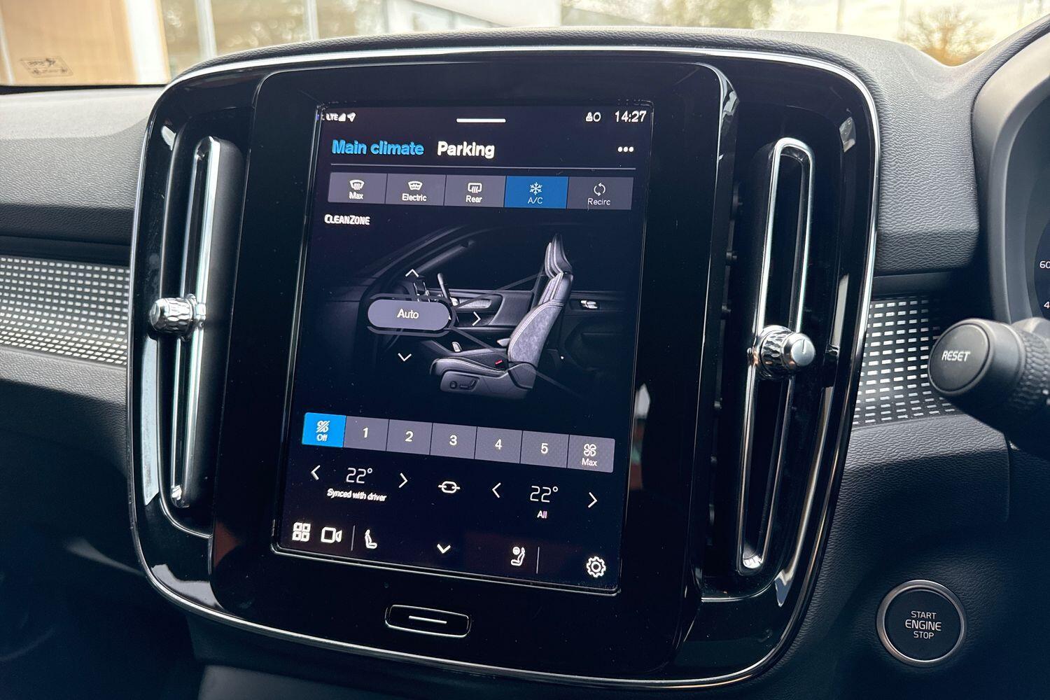 Used Volvo XC40 2025 for sale - 76572877: Photo 38