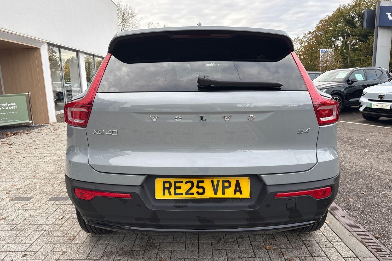 Used Volvo XC40 2025 for sale - 76572877: Photo 9