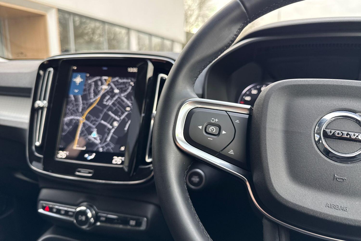 Used Volvo XC40 2021 for sale - 77658076: Photo 36