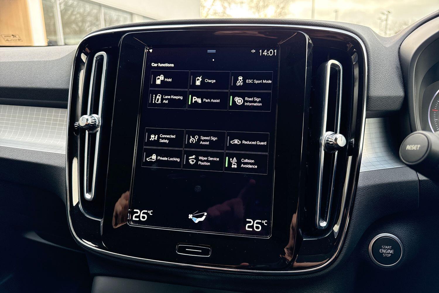 Used Volvo XC40 2021 for sale - 77658076: Photo 40