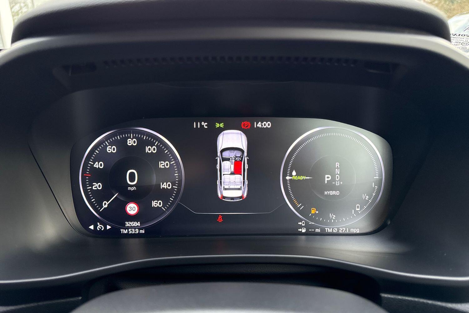 Used Volvo XC40 2021 for sale - 77658076: Photo 43