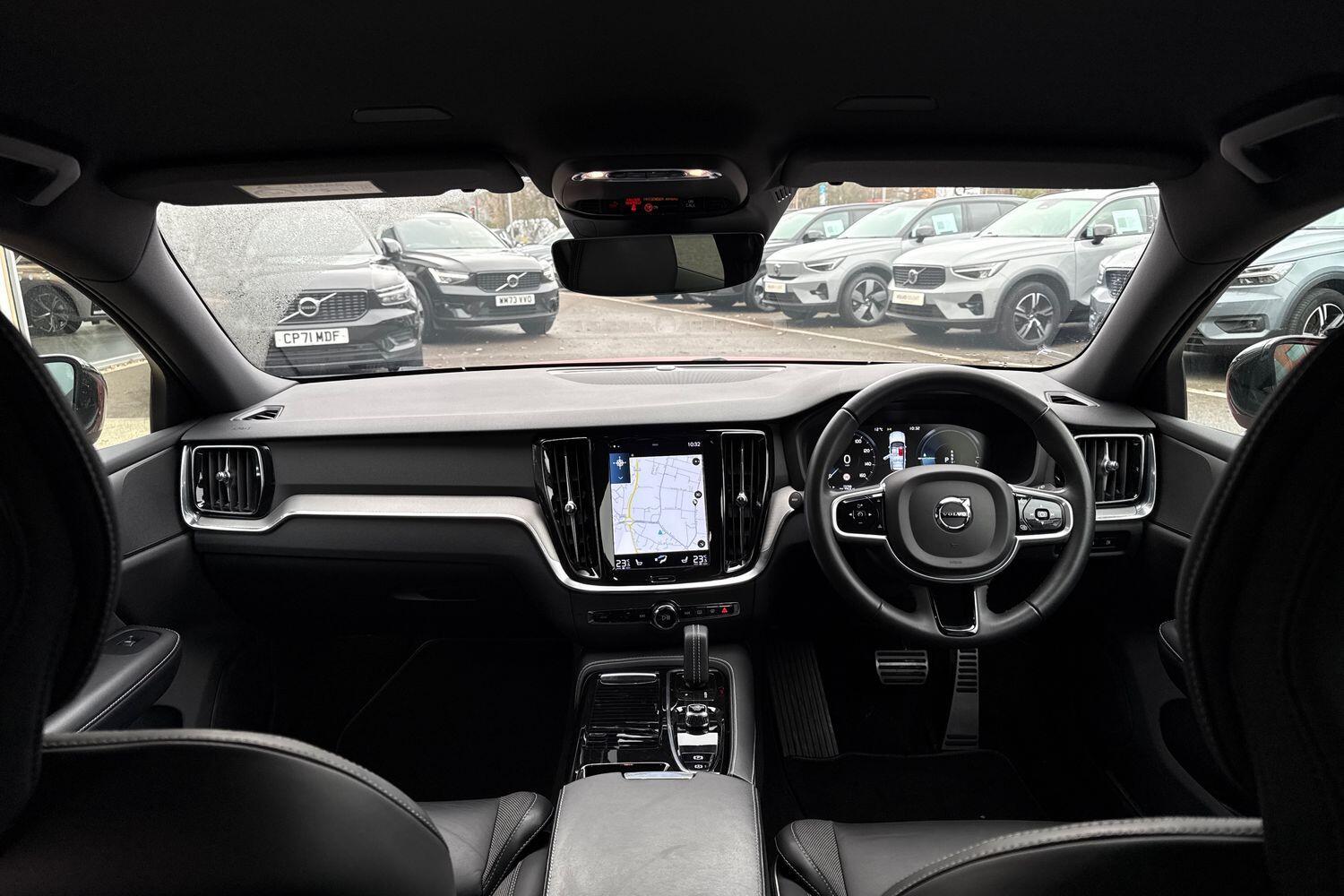 Used Volvo V60 2021 for sale - 76964698: Photo 3