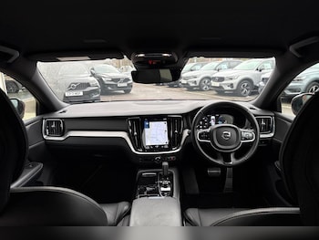 Used Volvo V60 2021 for sale - 76964698: Photo