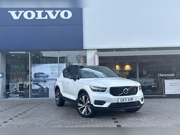Used Volvo XC40 2021 for sale - 76359934: Photo
